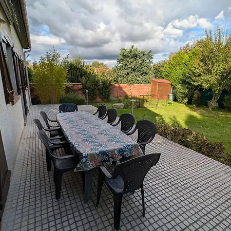 Homestay Comfy - 15 Min Away Saint-Germain-sur-Morin
